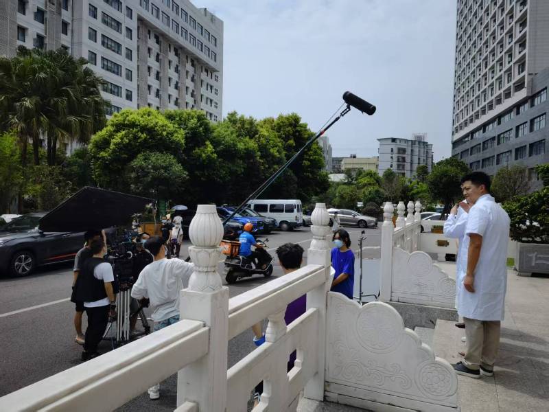 文县广告片拍摄公司低成本实现高规格制作的诀窍
